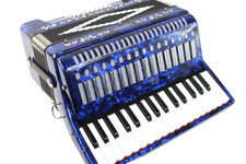 Acordeão baixo SofiaMari SM-3232 32 piano 32 com estojo - pérola azul #RE3877 comprar usado  Enviando para Brazil