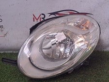 Faro anteriore sinistro usato  Italia