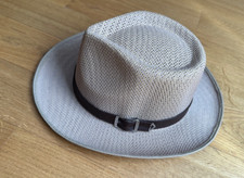 Chapeau voyage rigide d'occasion  Boulogne-Billancourt