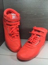 Reebok freestyle high d'occasion  Expédié en Belgium