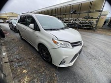 Conjunto de farol direito usado serve: 2018 Toyota Sienna halogênio lente transparente direita comprar usado  Enviando para Brazil