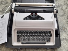 Manual typewriter fully for sale  BEXHILL-ON-SEA