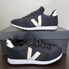 Chaussures femme veja d'occasion  Expédié en France