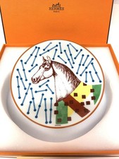 Petite plaque hermès d'occasion  Expédié en France