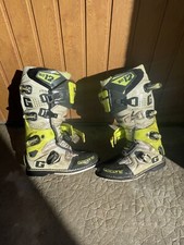 Bottes moto d'occasion  Saint-Marcellin-en-Forez