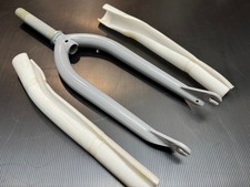 NOS Vintage SKYWAY Street Styler Beat Scene Garfos Cinza Old School BMX Freestyle  comprar usado NOS Vintage SKYWAY Street Styler Beat Scene Garfos Cinza Old School BMX Freestyle  comprar usado  Enviando para Brazil