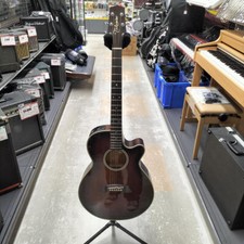 Takamine 106 electric d'occasion  Expédié en Belgium