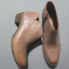 Lucky brand woman for sale  Portage