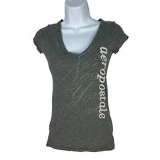 Camiseta Aeropostale Feminina Cinza Gola V Gráfica XS 100% Algodão Slim Fit comprar usado  Enviando para Brazil