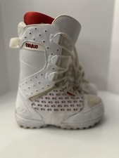 Thirtytwo women lashed for sale  Minneapolis