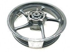 Cerchio anteriore danneggiato usato Cerchio anteriore danneggiato usato  Italia