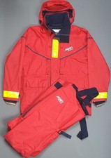 Musto performance sailing for sale  BETCHWORTH