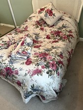 Beautiful floral bedspread for sale  ROCHESTER