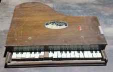 Piano The Glider vintage de madeira para crianças 20 teclas comprar usado  Enviando para Brazil