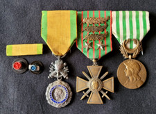 Lot medals croix d'occasion  Expédié en Belgium