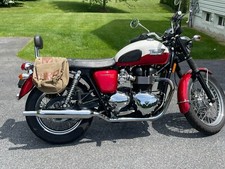 2013 triumph bonneville for sale  Macungie