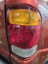 Lanterna traseira direita do passageiro âmbar com vermelho e branco compatível com 98-99 RANGER 585955, usado comprar usado  Enviando para Brazil