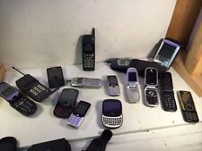Lote de 15 celulares modernos vintage Nextel flip phone BlackBerry Verizon ATT Windows, usado comprar usado  Enviando para Brazil