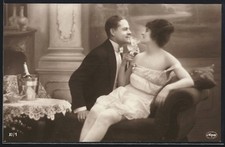 Photo-Carte Hommes Et Frau Sur un / Une Chaise Longue Acte, usado comprar usado  Enviando para Brazil