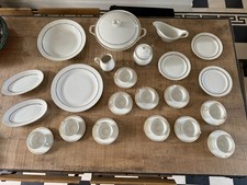 Grand service porcelaine d'occasion  Bouaye