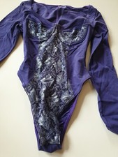 Justaucorps violet dentelle d'occasion  Iguerande