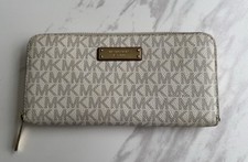 Michael kors zip for sale  Boca Raton