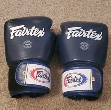 Luvas de treinamento de boxe Fairtex BGV1 em excelente estado usado, azul marinho, 16 oz comprar usado  Enviando para Brazil