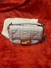 Sac fendi baguette d'occasion  Paris XV
