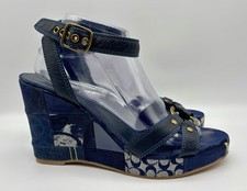 Coach women 9.5 for sale  Kirkland