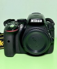 Fotocamera reflex nikon usato  Terni