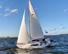 Jacht żaglowy z Volvo AB + miejsce do cumowania i naczepą portową na sprzedaż  PL