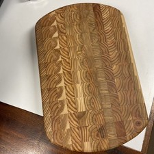 Tábua de cortar ou servir grãos Larch Wood Canada extremidade quadrada. 9 pol comprar usado  Enviando para Brazil