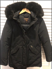 Woolrich parka blu usato  Bari