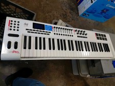 Controlador de teclado M-Audio Axiom Pro 61 tamanho completo midi., usado comprar usado Controlador de teclado M-Audio Axiom Pro 61 tamanho completo midi., usado comprar usado  Enviando para Brazil
