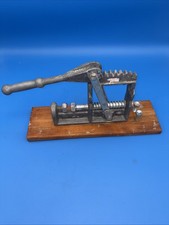 Usado, 🌰 Ferramenta Quebra-Nozes Duke Vintage Ajustável Cracker Porca Alumínio Fundido comprar usado  Enviando para Brazil