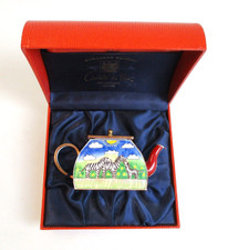 Charlotte vita teapot for sale  THETFORD