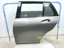 A2047302300 rear left d'occasion  Expédié en Belgium