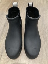 Ugg youth size for sale  Milton