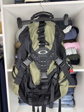 RARO! Mochila vintage Oakley comprar usado RARO! Mochila vintage Oakley comprar usado  Enviando para Brazil