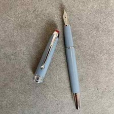 Caneta-tinteiro série resina centenária de alta qualidade cor azul + prata M nova na caixa comprar usado  Enviando para Brazil