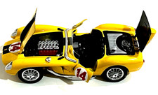 Carro modelo de corrida amarelo Burago 1957 Ferrari Testa Rossa No.14 em escala 1/18 comprar usado  Enviando para Brazil