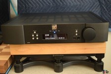 Simaudio moon 240i for sale  Victoria