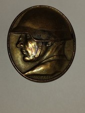 Medaille epingle 1918.don d'occasion  Mervans