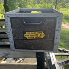 Vintage milk crate for sale  Chelsea