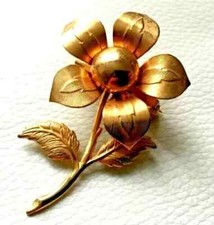 Broche fleur rose d'occasion  Paris XV