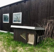 Große gedämmte hundehütte gebraucht kaufen  Markneukirchen