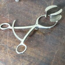 Ancien outil veterinaire d'occasion  Neuville-aux-Bois