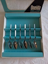Oneida capistrano cutlery for sale  CAERPHILLY