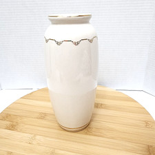 Disney parks vase for sale  Kissimmee