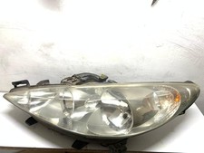 Faro anteriore sinistro usato Faro anteriore sinistro usato  Italia